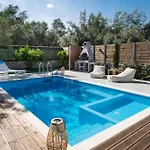 Lefkas * Ligia